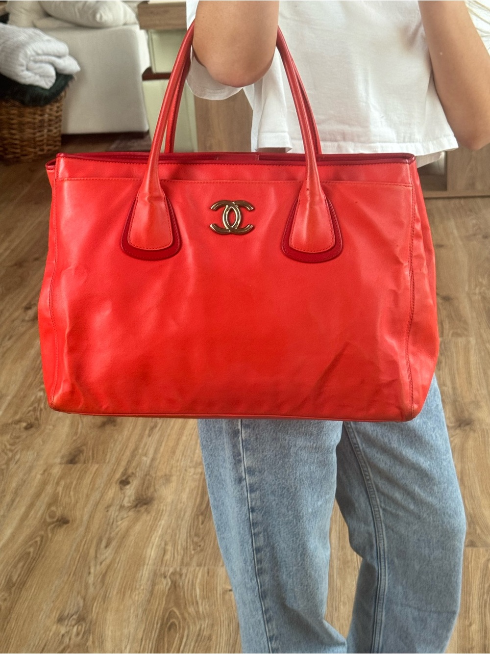 CHANEL Coral Red Leather Executive Cerf Tote with Silver CC Emblem
